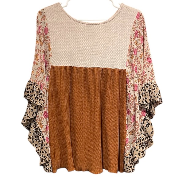 Umgee Bohemian Flowy Batwing Sleeve Waffle Knit Top w/ Floral & Animal Print - Picture 2 of 5
